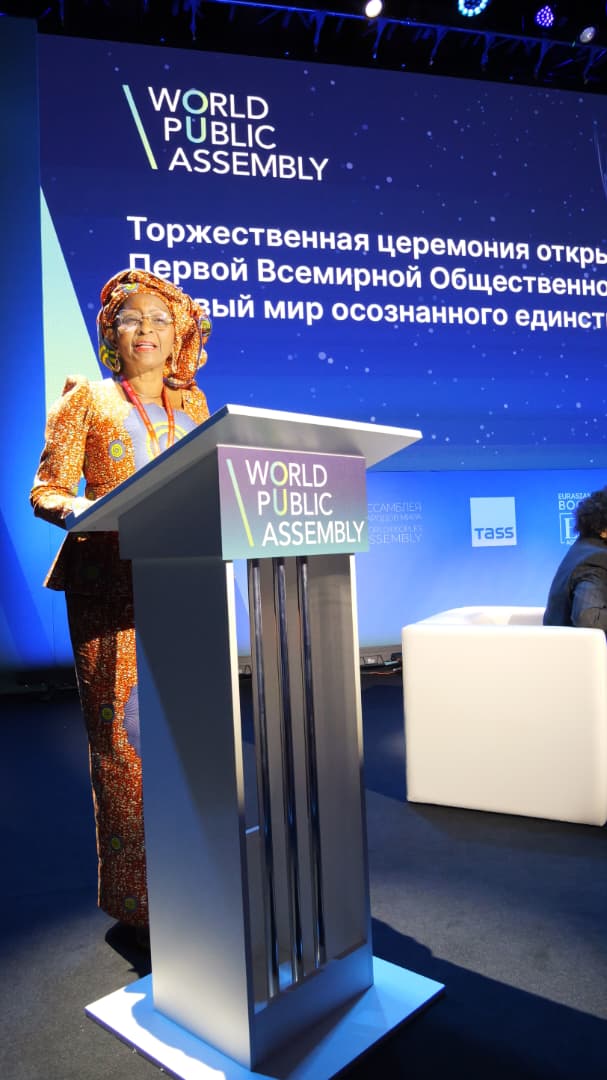 MOSCOU, LE 20 SEPTEMBRE 2025 : La participation de  Nathalie-Aziza Munana à la Table Ronde sur le thème : *《 l’Afrique dans le monde moderne : une nouvelle ère de coopération et de partenariat 》au Forum de l’Assemblée Publique Mondiale.*